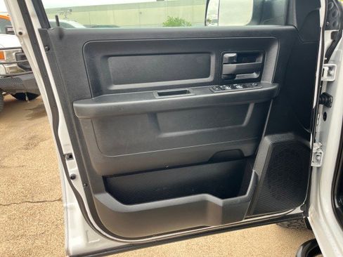 Used 2022 RAM 2500 Tradesman RWD image 22