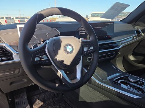 Used 2026 BMW X5 sDrive40i w/ Parking Assistance Package image 24