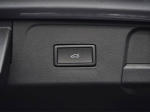 New 2026 Volkswagen Atlas SEL Premium R-Line image 27