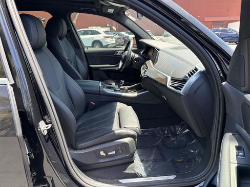 Used 2022 BMW X5 sDrive40i RWD image 15