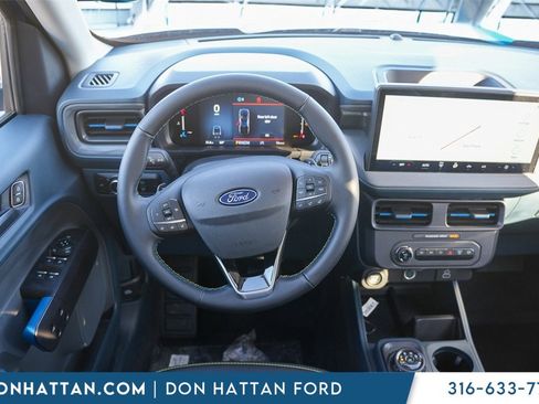 New 2025 Ford Maverick Lobo image 5