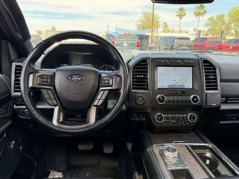 Used 2021 Ford Expedition Limited RWD image 25