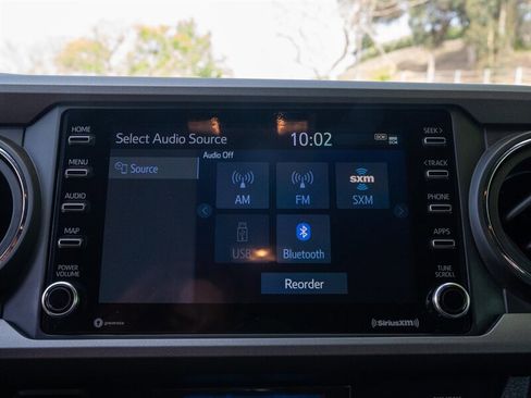 Used 2022 Toyota Tacoma TRD Sport image 10