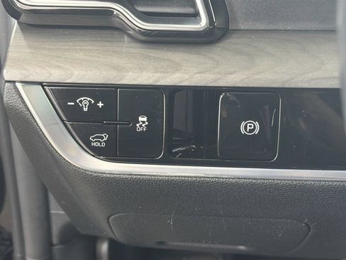 Used 2023 Kia Sportage X-Line w/ X-Line Premium Package AWD/4WD image 13