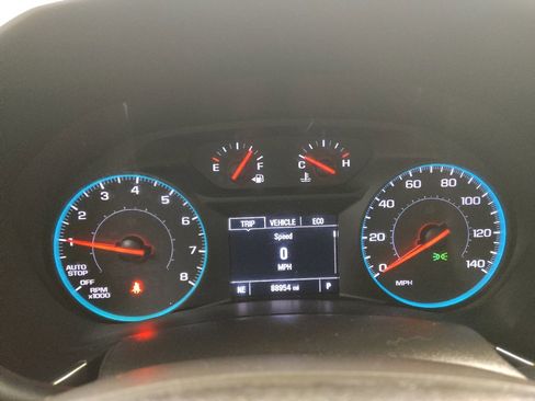 Used 2018 Chevrolet Equinox LT image 23