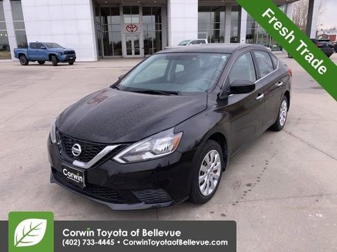 Used 2016 Nissan Sentra SV image 8
