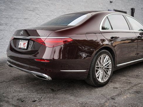 Used 2022 Mercedes-Benz S 580 4MATIC Sedan w/ 3D Technology Package image 14