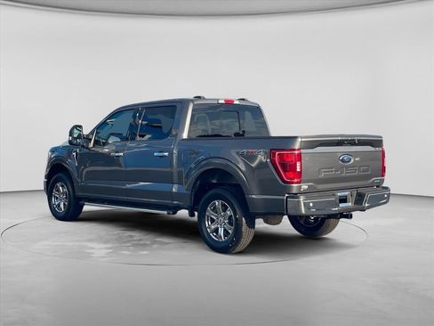 Used 2022 Ford F150 XLT w/ Equipment Group 302A High AWD/4WD image 5
