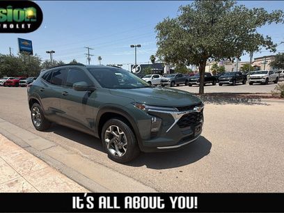 Used 2025 Chevrolet Trax LT