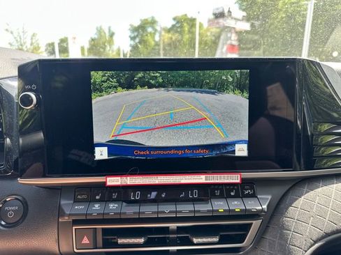 New 2026 Toyota Camry XLE AWD/4WD image 32