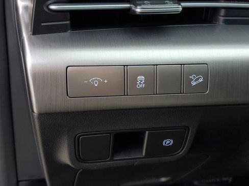 Used 2025 Hyundai Kona SEL image 14