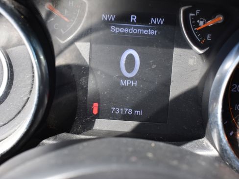 Used 2020 Jeep Wrangler Sport image 28