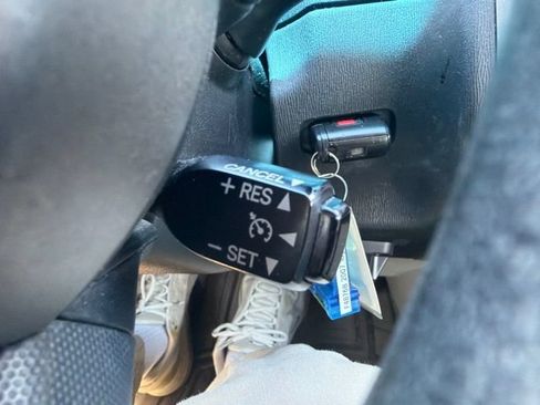 Used 2007 Toyota Prius FWD image 37