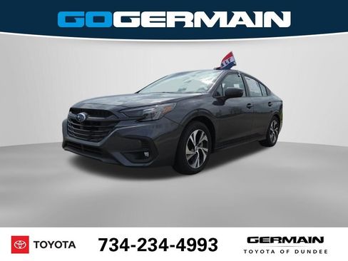 Used 2025 Subaru Legacy Premium AWD/4WD image 1