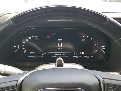 Used 2023 GMC Yukon Denali Ultimate AWD/4WD image 28