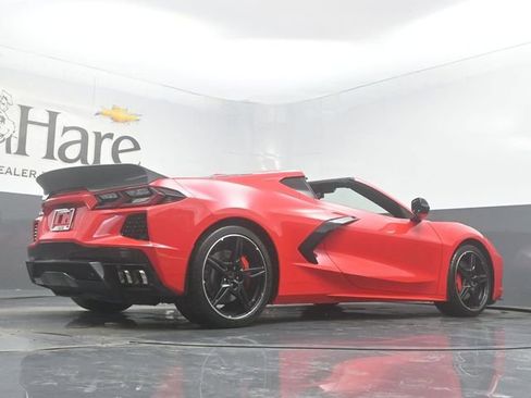 Used 2020 Chevrolet Corvette Stingray Premium Cpe w/ 3LT Preferred Equipment Group image 31