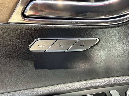 Used 2021 Genesis GV80 3.5T w/ Advanced Package 06 AWD/4WD image 21