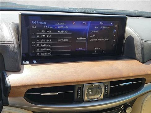 Used 2019 Lexus LX 570 4WD image 10