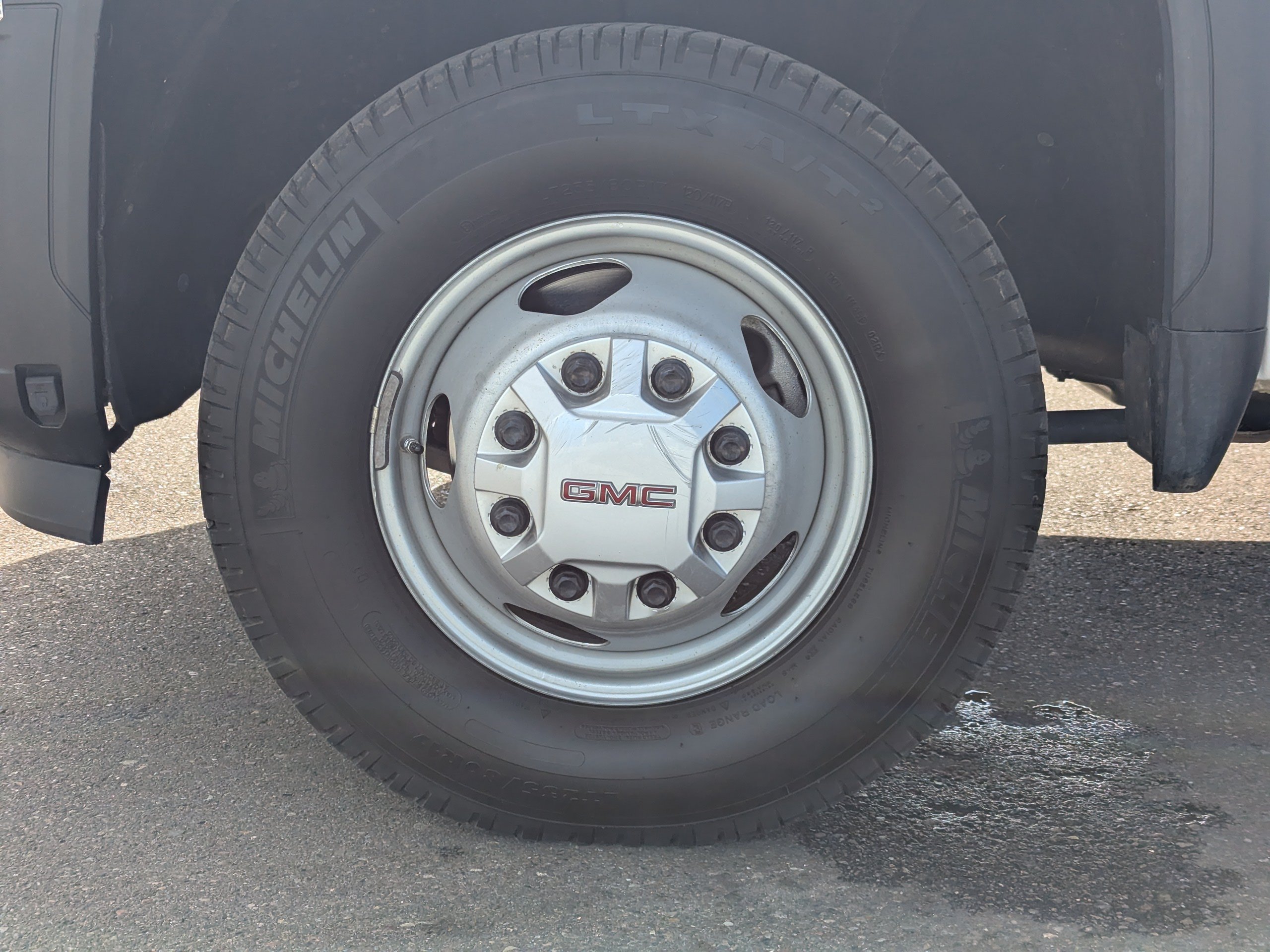 Certified 2024 GMC Sierra 3500 Pro AWD/4WD image 48