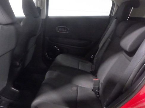 Used 2019 Honda HR-V EX image 7