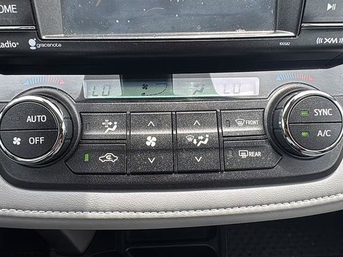 Used 2018 Toyota RAV4 XLE w/ Plus Extra Value Package FWD image 28