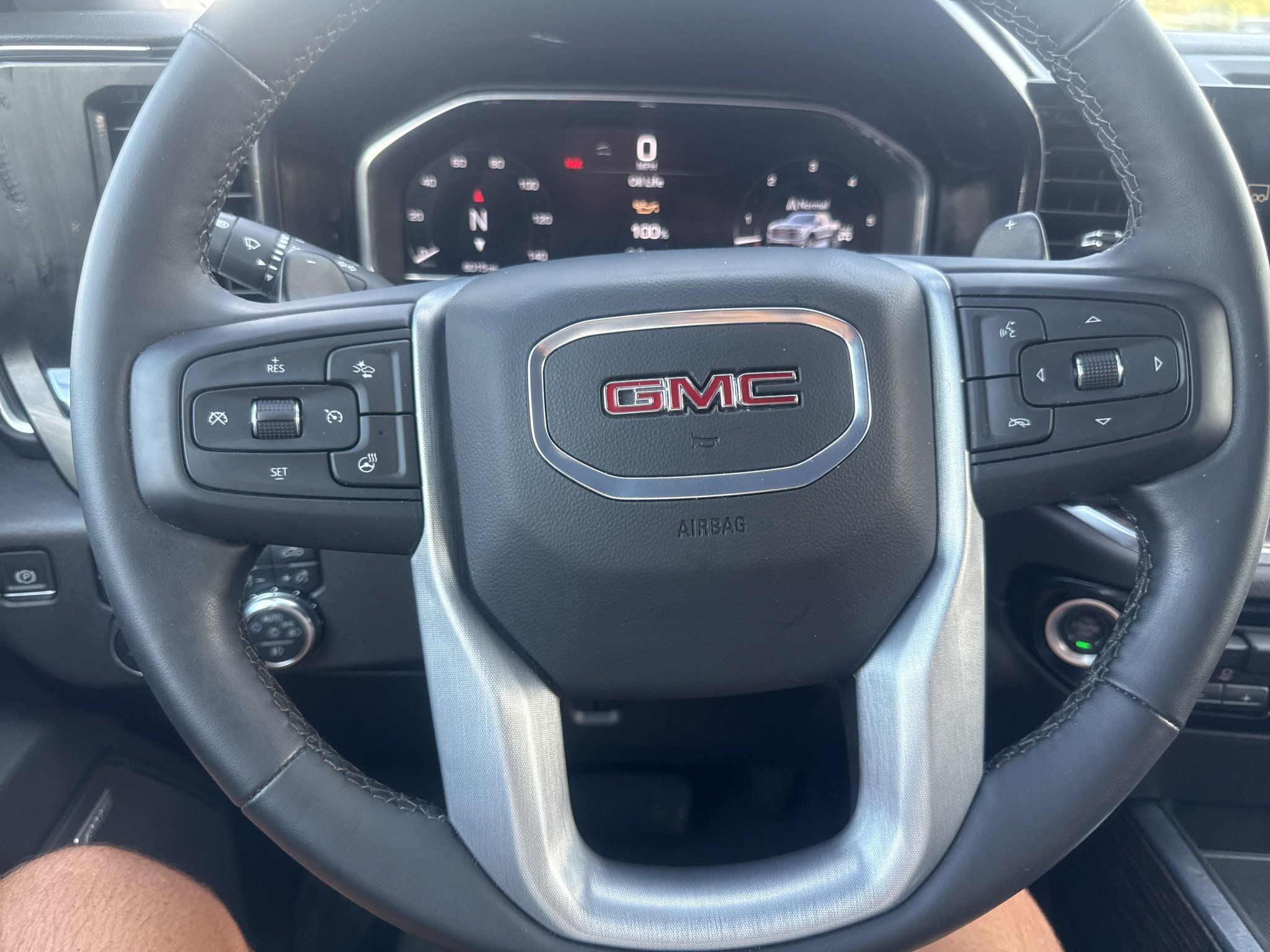 Used 2024 GMC Sierra 1500 Elevation w/ Elevation Premium Package AWD/4WD image 25