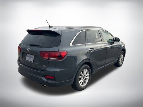 Used 2020 Kia Sorento LX w/ LX I4 Convenience Package image 5