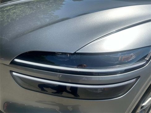 Used 2024 Genesis GV70 3.5T Sport image 28