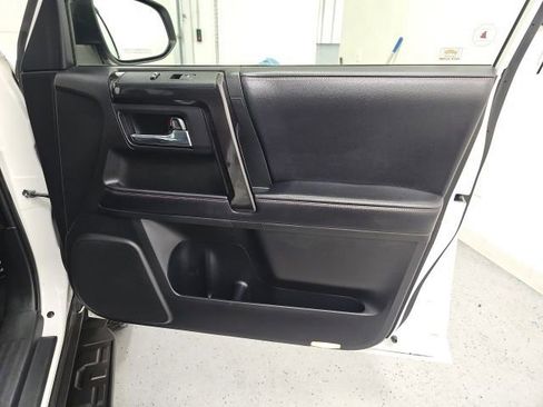 Used 2018 Toyota 4Runner TRD Pro AWD/4WD image 34
