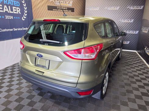 Used 2013 Ford Escape S FWD image 9