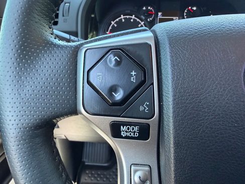 Used 2024 Toyota 4Runner SR5 Premium w/ Moonroof Package AWD/4WD image 18