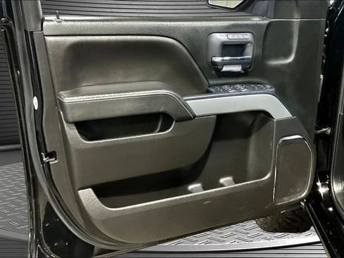 Used 2018 Chevrolet Silverado 1500 LTZ Z71 AWD/4WD image 19