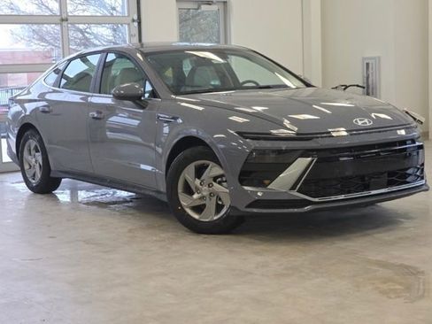 New 2026 Hyundai Sonata SE image 2
