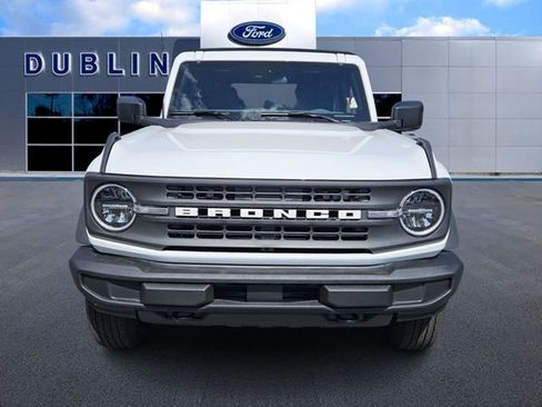 New 2025 Ford Bronco Base image 2