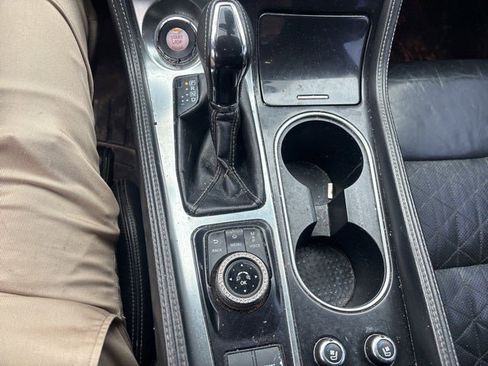 Used 2016 Nissan Maxima Platinum image 27