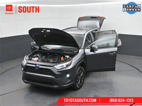 Used 2023 Toyota RAV4 XLE Premium image 58