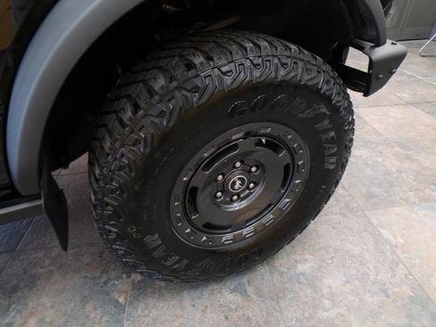 Used 2024 Ford Bronco Black Diamond AWD/4WD image 9