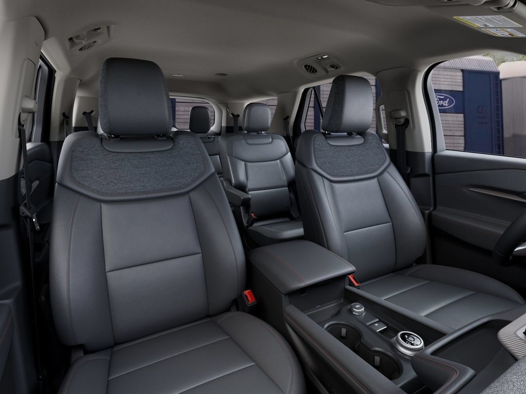 New 2027 Ford Explorer Active w/ Active Comfort Package RWD image 5