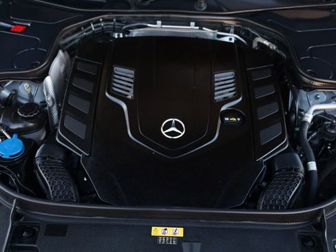Used 2018 Mercedes-Benz S 560 S 560 4MATIC Sedan image 49