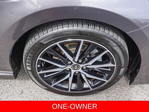 Used 2023 Toyota Camry SE FWD image 9