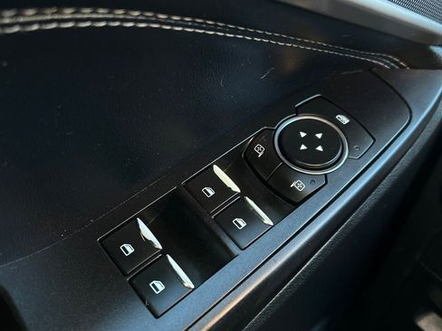 Used 2020 Ford Explorer XLT w/ Equipment Group 202A image 34