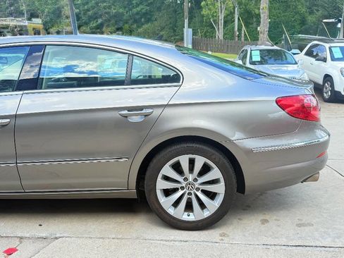 Used 2012 Volkswagen CC Sport image 21