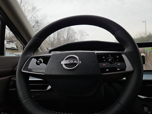 New 2026 Nissan Murano Platinum image 18