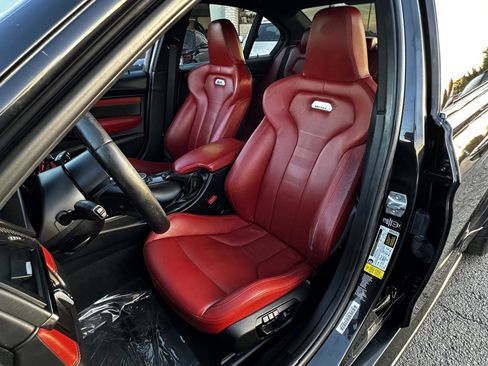Used 2015 BMW M3 RWD image 29