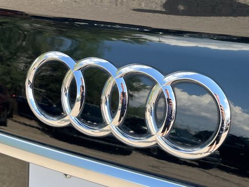 Used 2023 Audi Q5 2.0T Premium Plus w/ Premium Plus Package AWD/4WD image 32