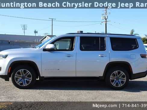 Used 2022 Jeep Wagoneer Series III image 9