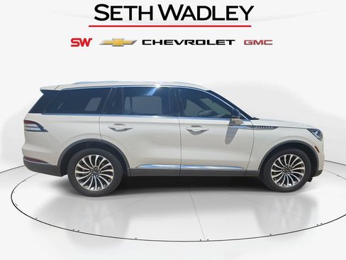 Used 2023 Lincoln Aviator Reserve w/ Elements Package Plus RWD image 8