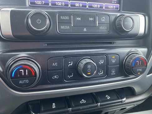 Used 2018 GMC Sierra 1500 SLE w/ SLE Value Package image 34