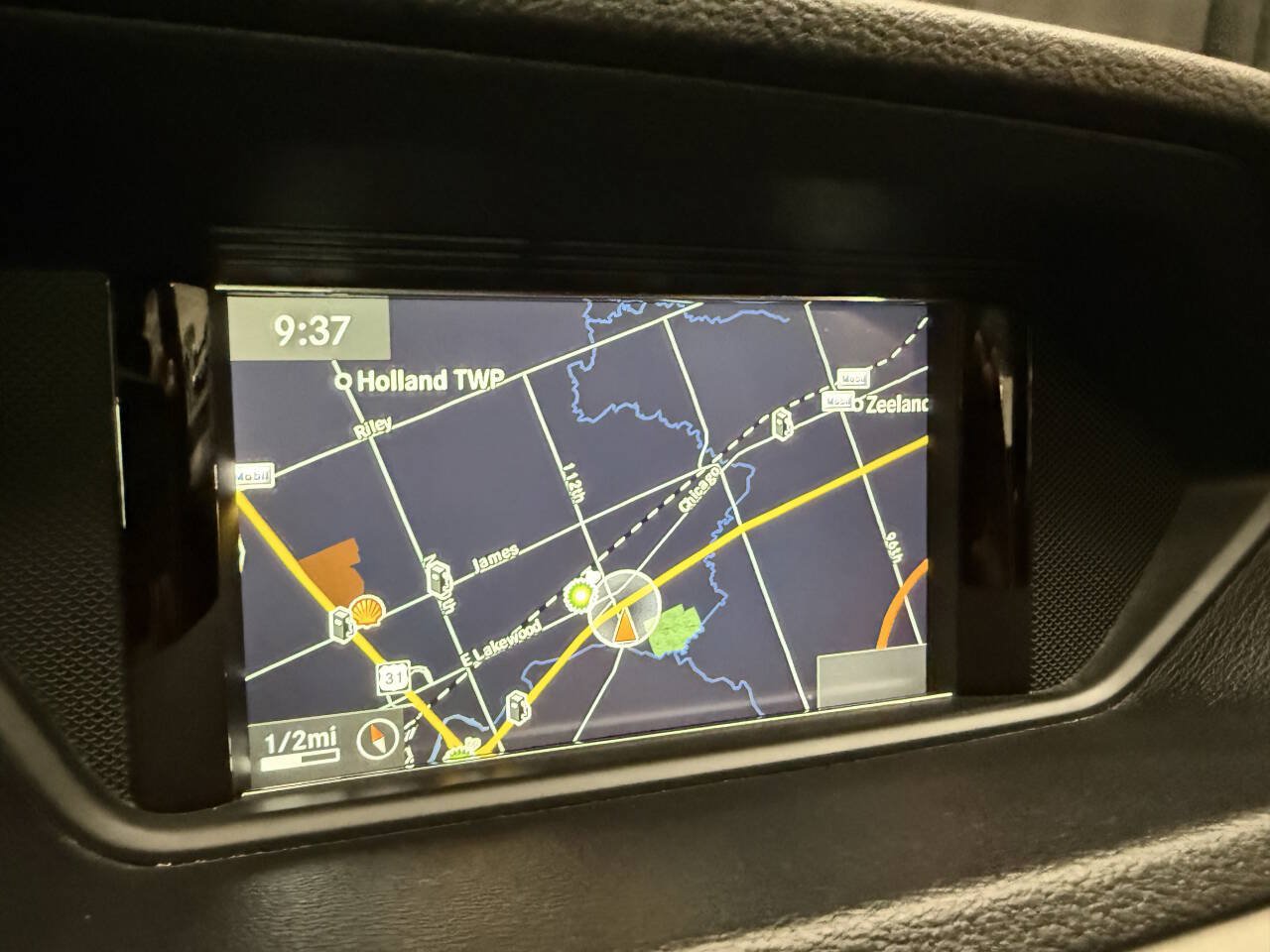 Used 2011 Mercedes-Benz E 350 4MATIC Sedan image 34