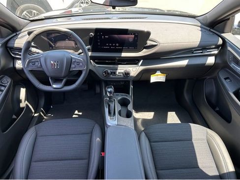 New 2025 Buick Envista Preferred w/ Convenience I Package image 4